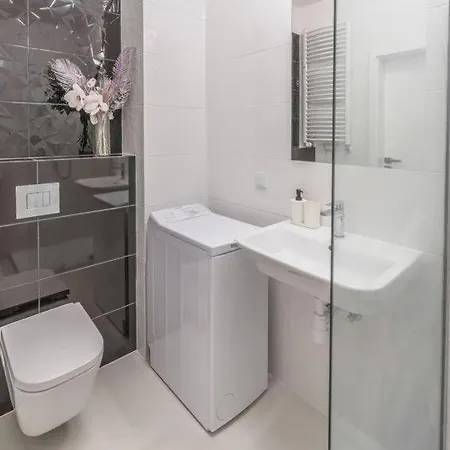 Apartment Urbannestgroup - Sienna 65 Warsaw
